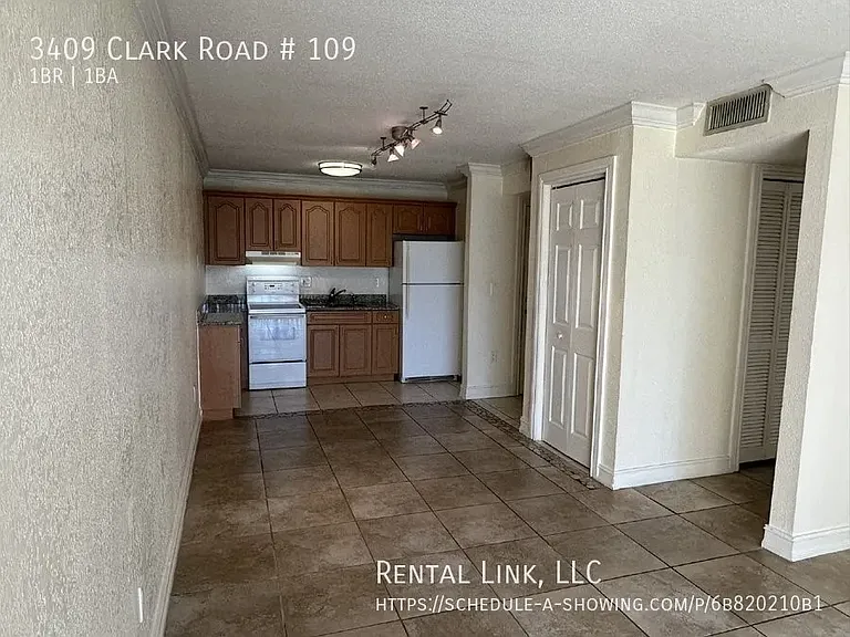 3433 Clark Rd #133 — Photo 6