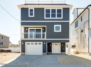 229 Dewey Dr, Ortley Beach, NJ 08751