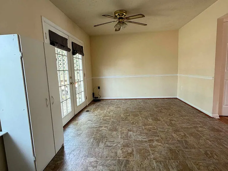 102 Cabin Ct — Photo 5