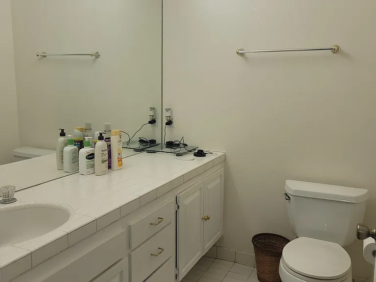 3161 Orleans E — Photo 11