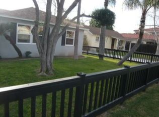 369 Walnut St, Costa Mesa, CA 92627