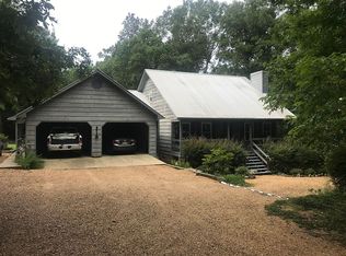 700 Lakewood Dr NE, Brookhaven, MS 39601