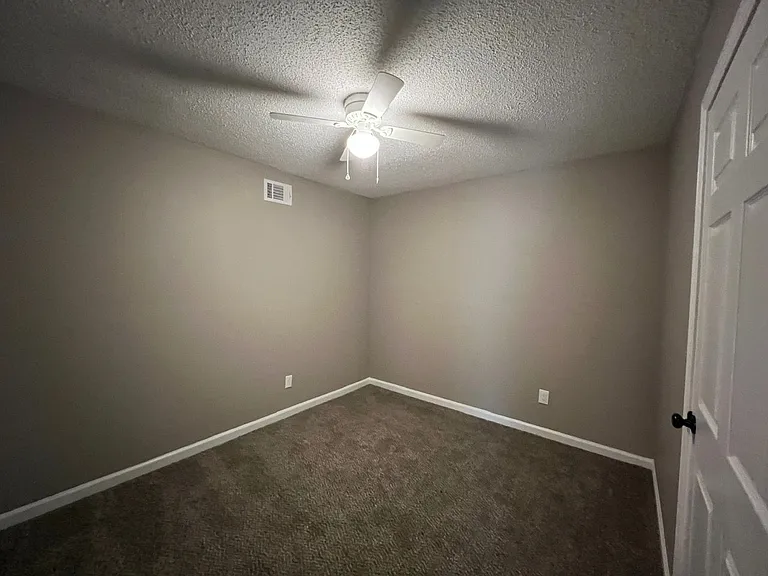 3614 Hallbrook St — Photo 5