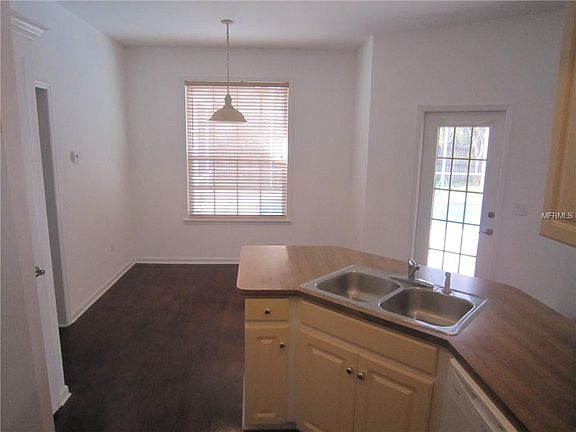 5th image of 1030 Hidden Ct
