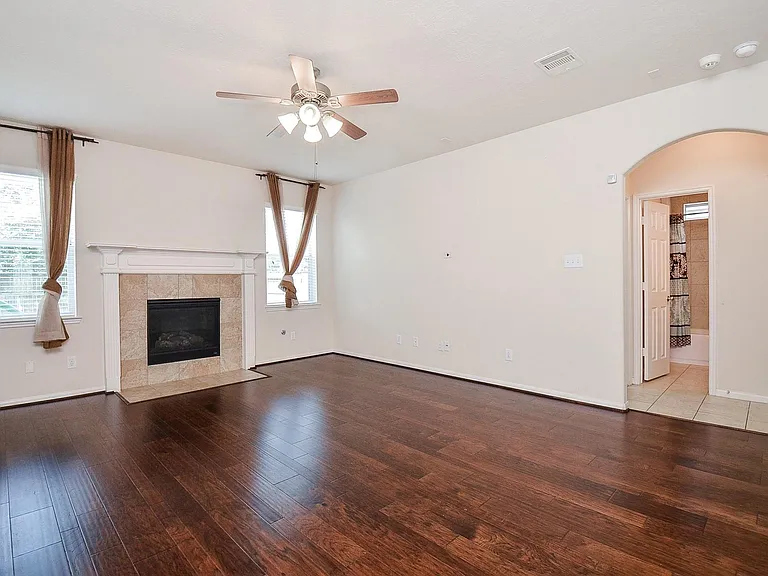 26715 Mandrake Falls Ct — Photo 9