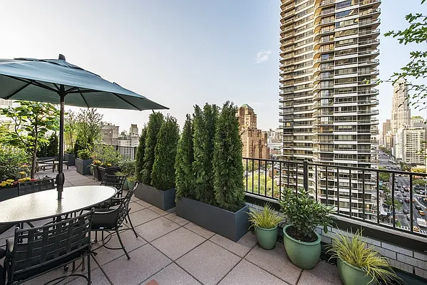 Sold by Nest Seekers International | media 21