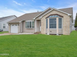 20 Sheridan Rd, Toms River, NJ 08757