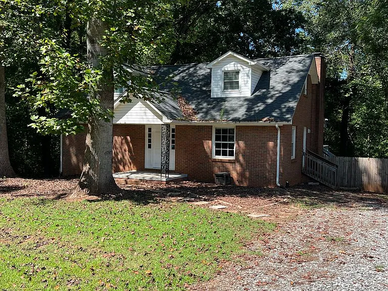 1278 Redding Ln — Photo 1