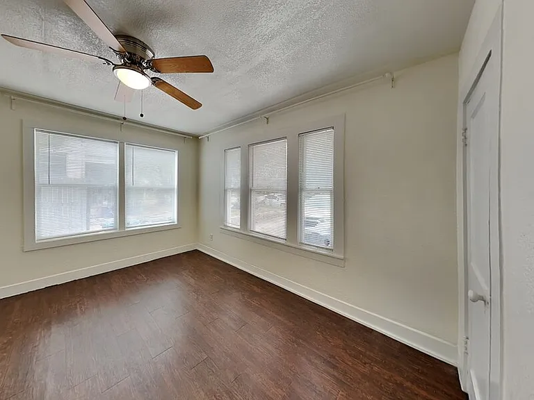 2911 Ryan Ave — Photo 12