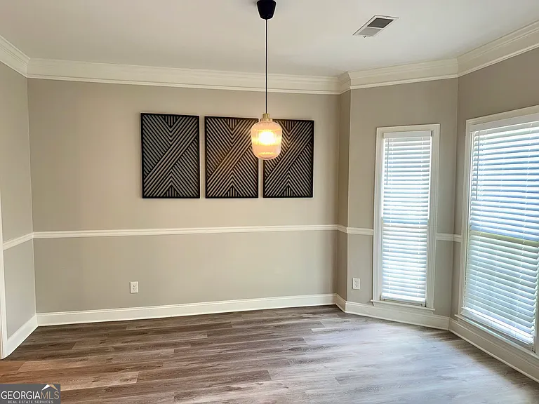 2887 Montview Dr SW — Photo 5