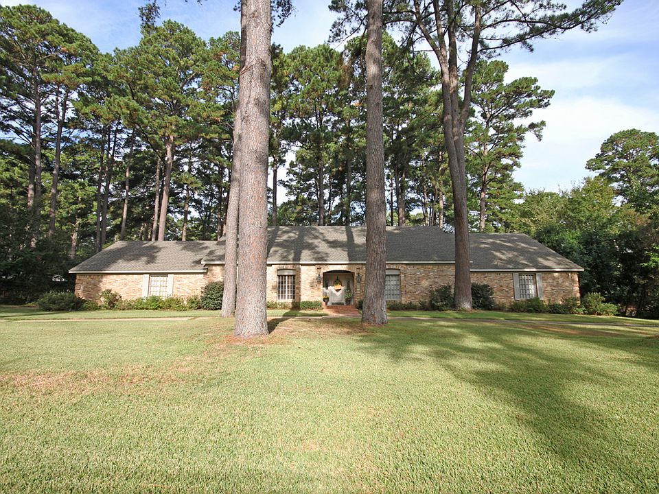 1st image of 412 E Heritage Dr