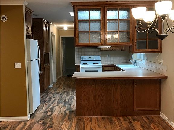 5th image of 8135 Jamieson Ct SW
