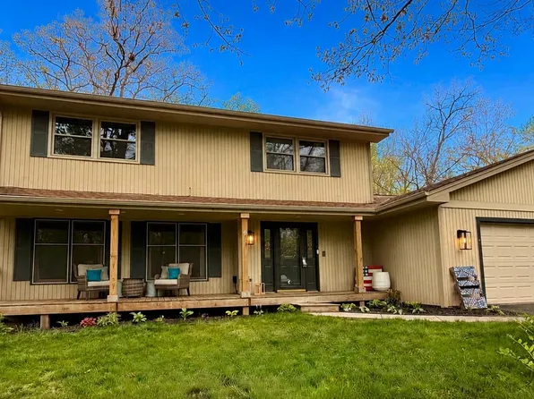 10311 William Trl, Roscoe, IL 61073