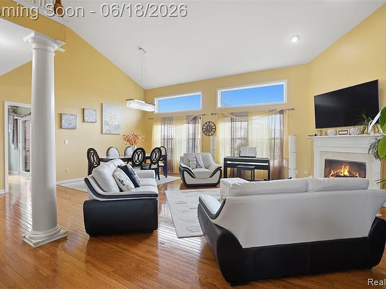 29126 Eastman Trl — Photo 4