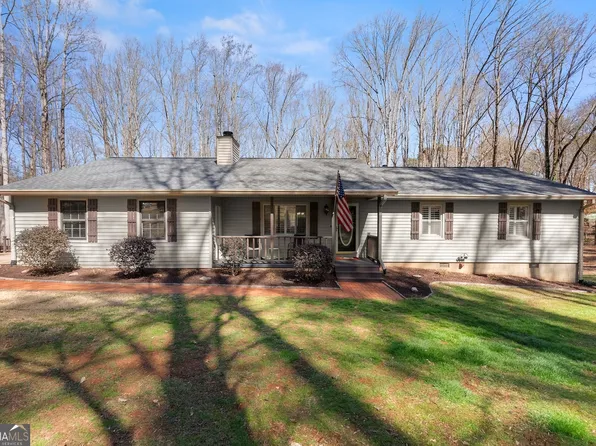 3744 Tanners Mill Rd, Gainesville, GA 30507