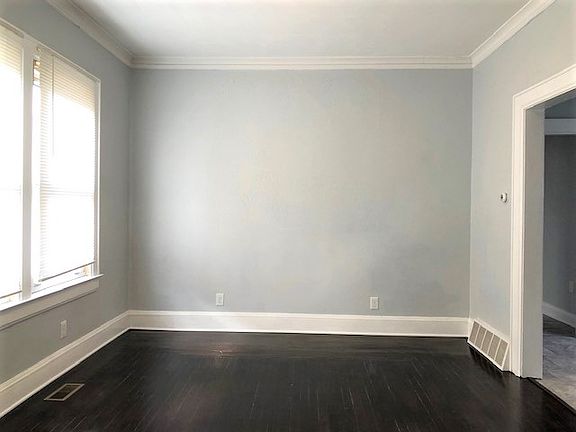 5th image of 207 4th Ave #A