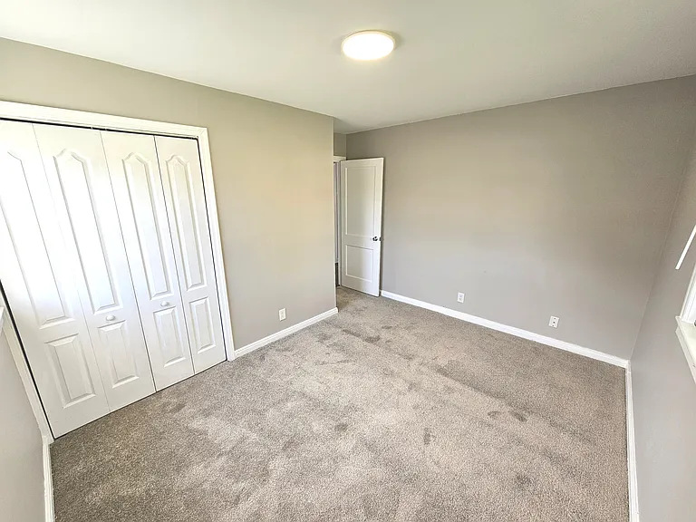 4910 Barlow Dr — Photo 9