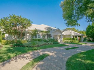 641 Pine Ct, Naples, FL 34102