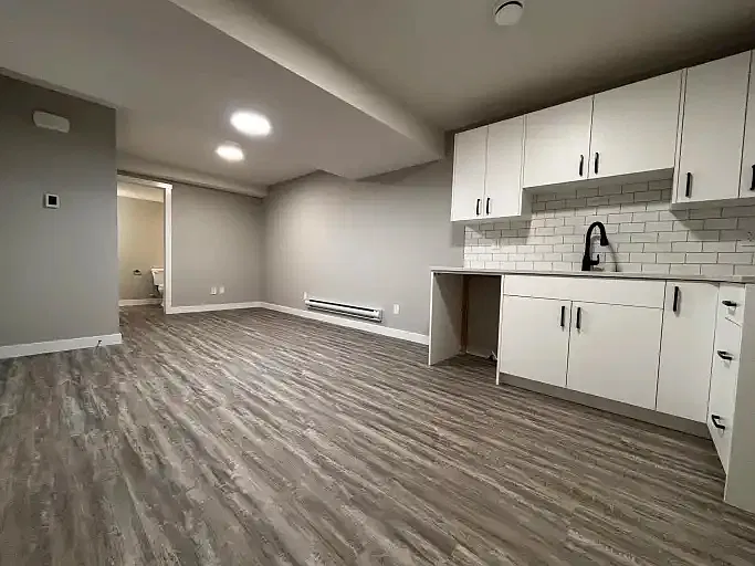 1 bed, 1.0 bath, 450 sqft, $1,200 — Photo 3