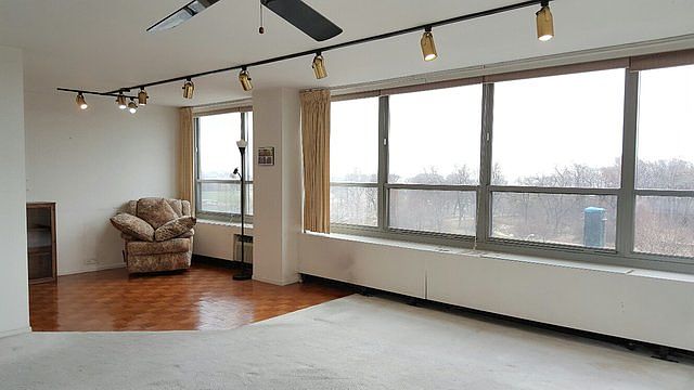 1st image of 3550 N Lake Shore Dr APT 615