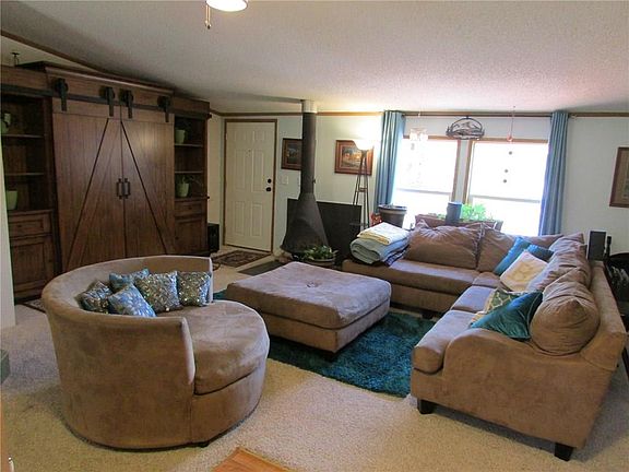 2nd image of 564 Overland Cir