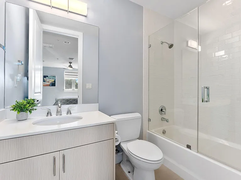 57 Isle Of Venice Dr #57 — Photo 36