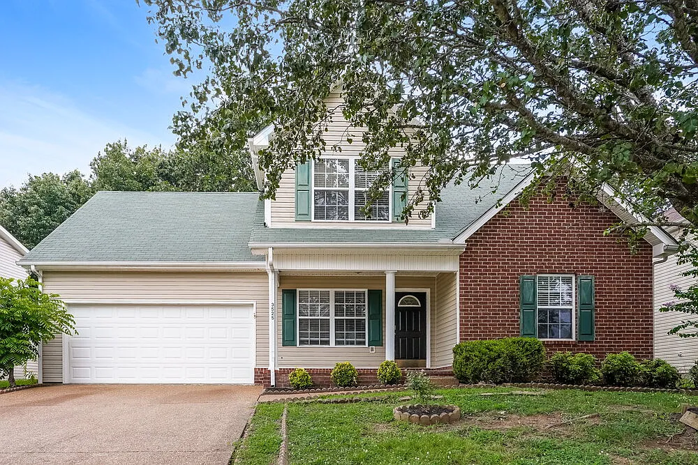 3 bed, 2.5 bath, 1687 sqft, $2,920 — Photo 1