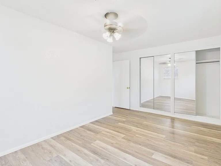 3319 Teckla Blvd — Photo 12