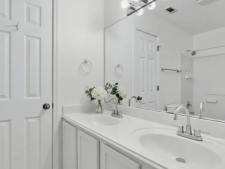 9421 Eagle Knl — Photo 13