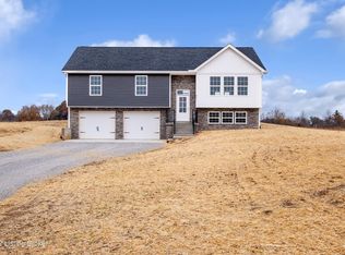 61 Hadley Ct, Brandenburg, KY 40108