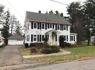 62 Prospect Ave, Springville, NY 14141