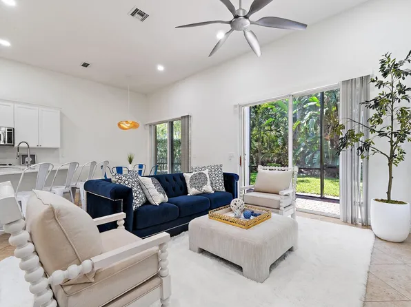 1071 Vintner Boulevard, Palm Beach Gardens, FL 33410
