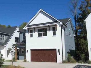 521 Zinc Dr, Tega Cay, SC 29708