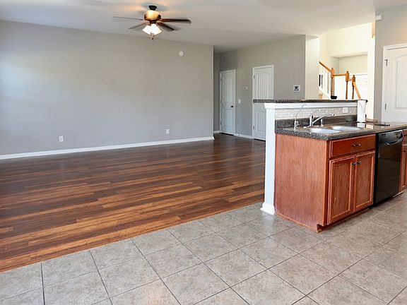 4th image of 670 Murray Crossing Blvd NE