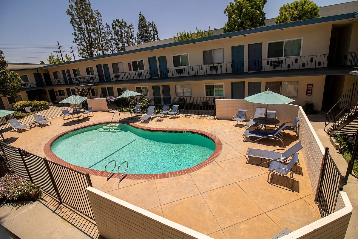 1 bed, 560 sqft, $1,595 — Photo 3