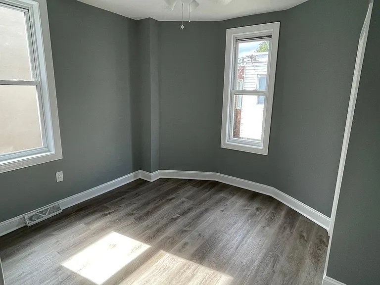 2628 S Carlisle St — Photo 10