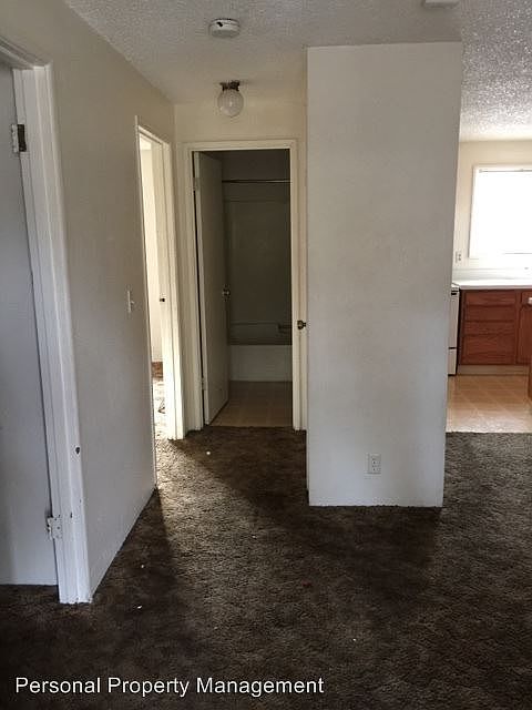 2nd image of 715 Gillis St APT 9