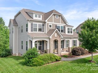 10911 Skymont Dr, Huntersville, NC 28078