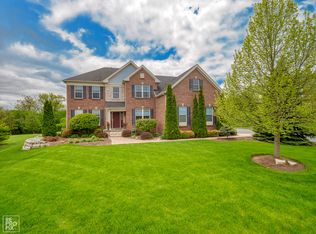 5539 Notting Hill Rd, Gurnee, IL 60031