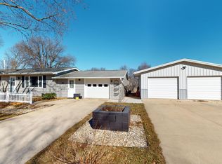 108 Elm St, Sioux Rapids, IA 50585