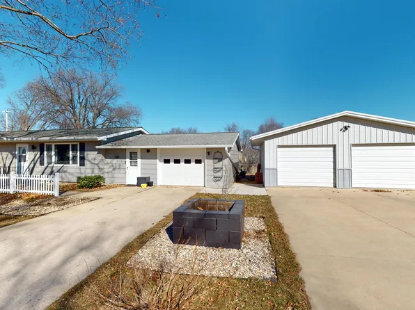 108 Elm St, Sioux Rapids, IA 50585