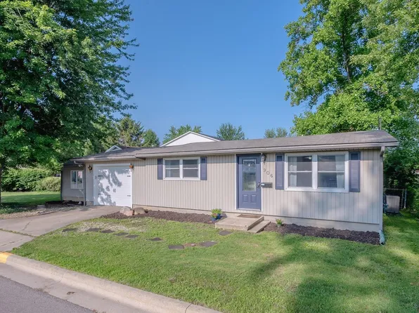 906 Court St, Winona Lake, IN 46590