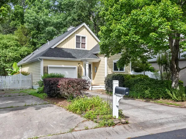 102 Legacy Ln, Durham, NC 27713