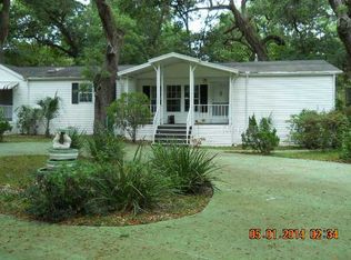 18037 Riggins Rd, Spring Hill, FL 34610