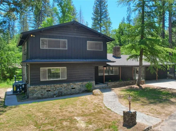 51858-51862 Montgomery Dr, Oakhurst, CA 93644