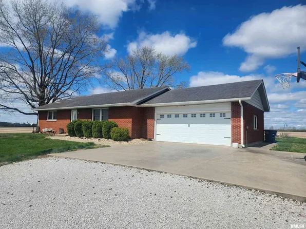 1229 Shady Oak Rd, Pinckneyville, IL 62274