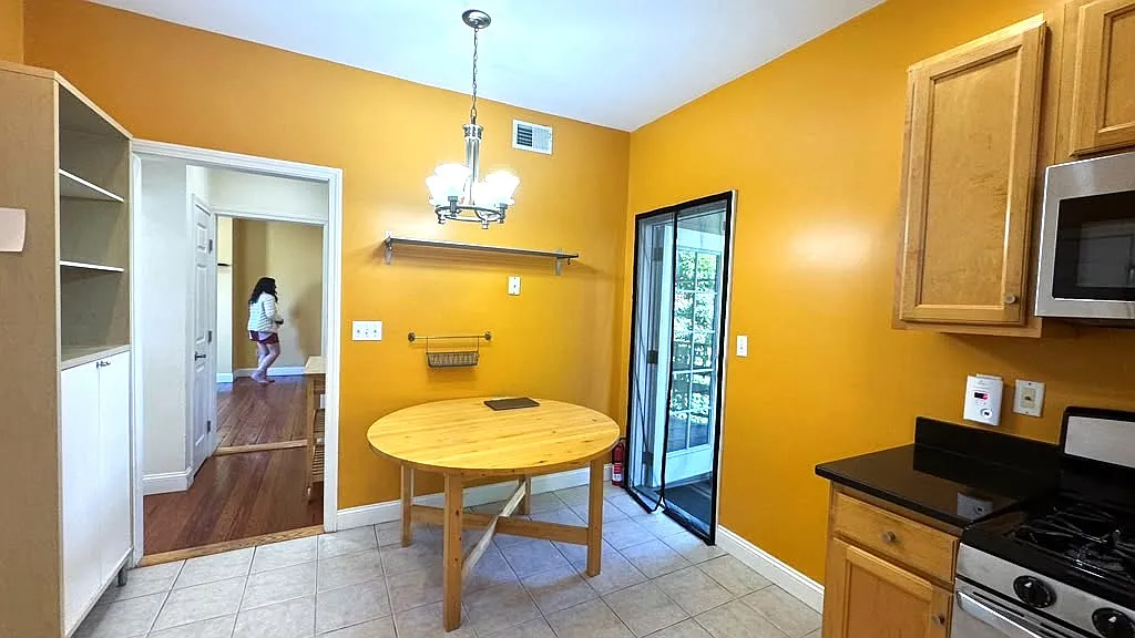 3 bed, $3,800 — Photo 4