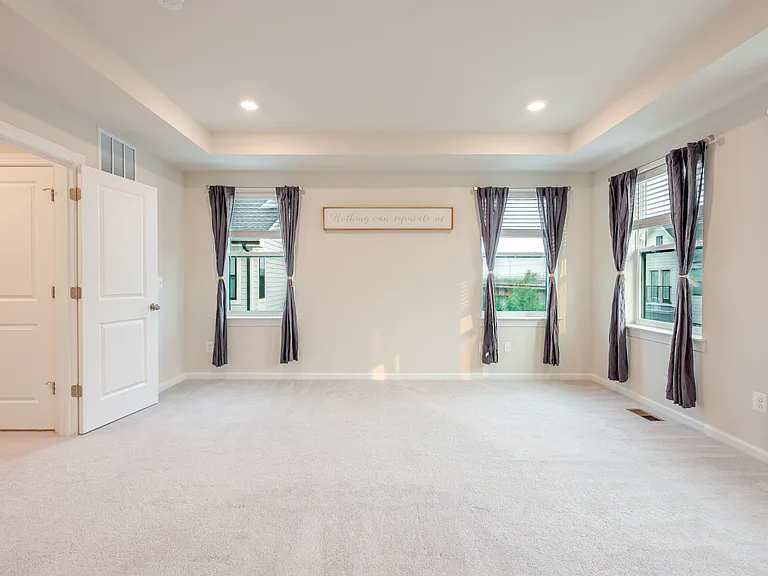 2401 Stella Pl — Photo 30