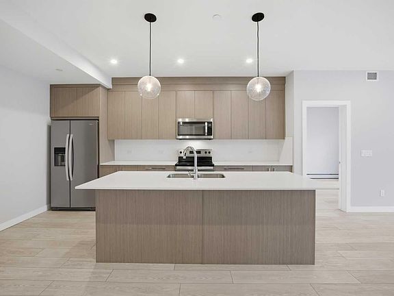 2nd image of 60 Skyview Ranch Rd NE #2301