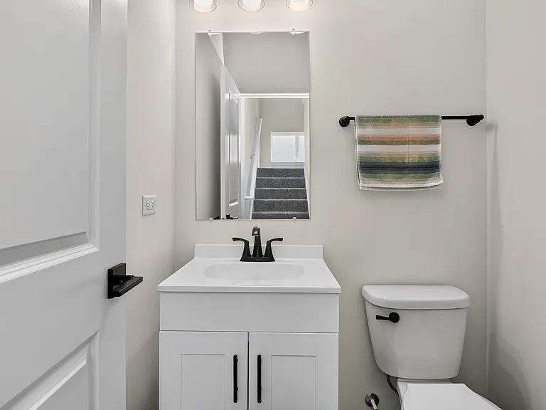 2213 Venture Dr — Photo 13